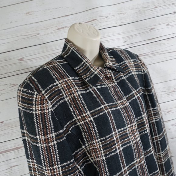 Vintage Ann Taylor Woven Silk 4 Button Blazer - Picture 3 of 10